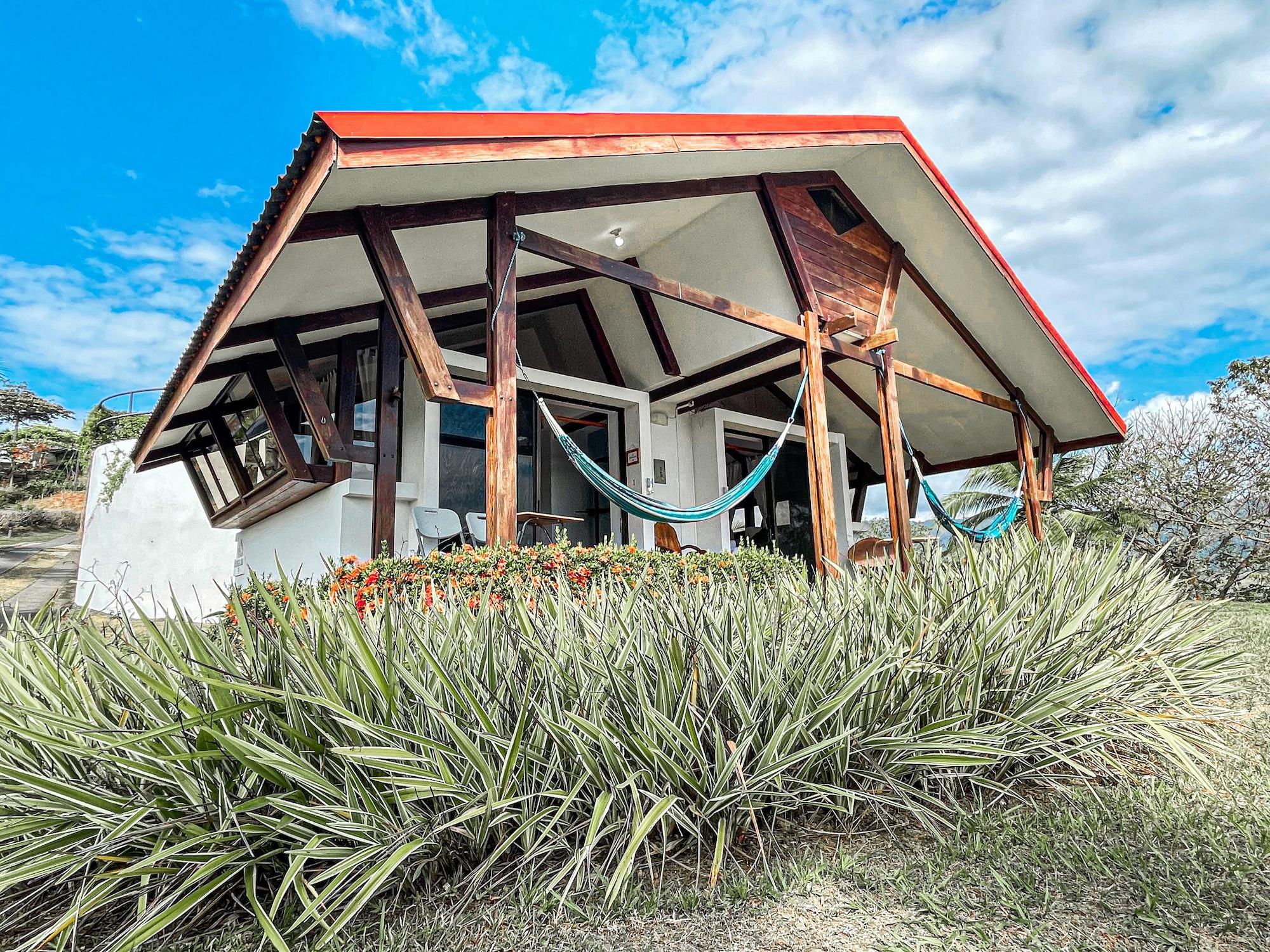 Surf Synergy All-Inclusive Surf Retreat Jaco Luaran gambar