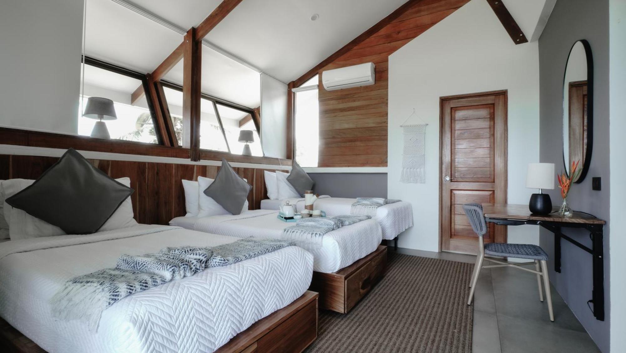 Surf Synergy All-Inclusive Surf Retreat Jaco Luaran gambar