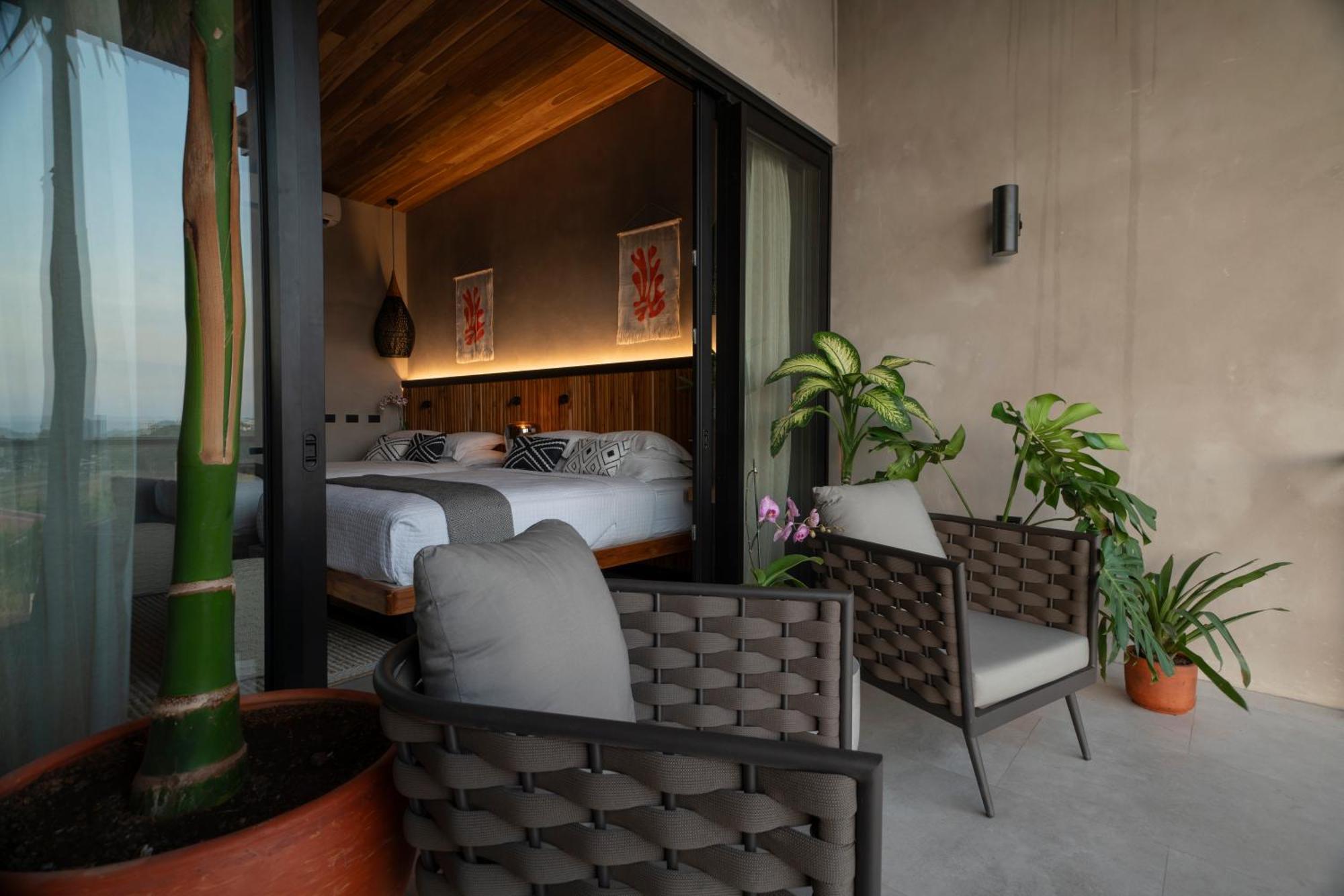 Surf Synergy All-Inclusive Surf Retreat Jaco Luaran gambar