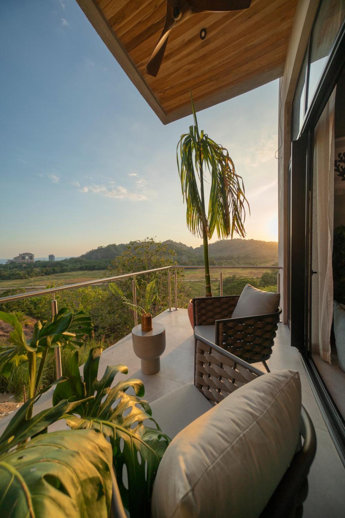 Surf Synergy All-Inclusive Surf Retreat Jaco Luaran gambar