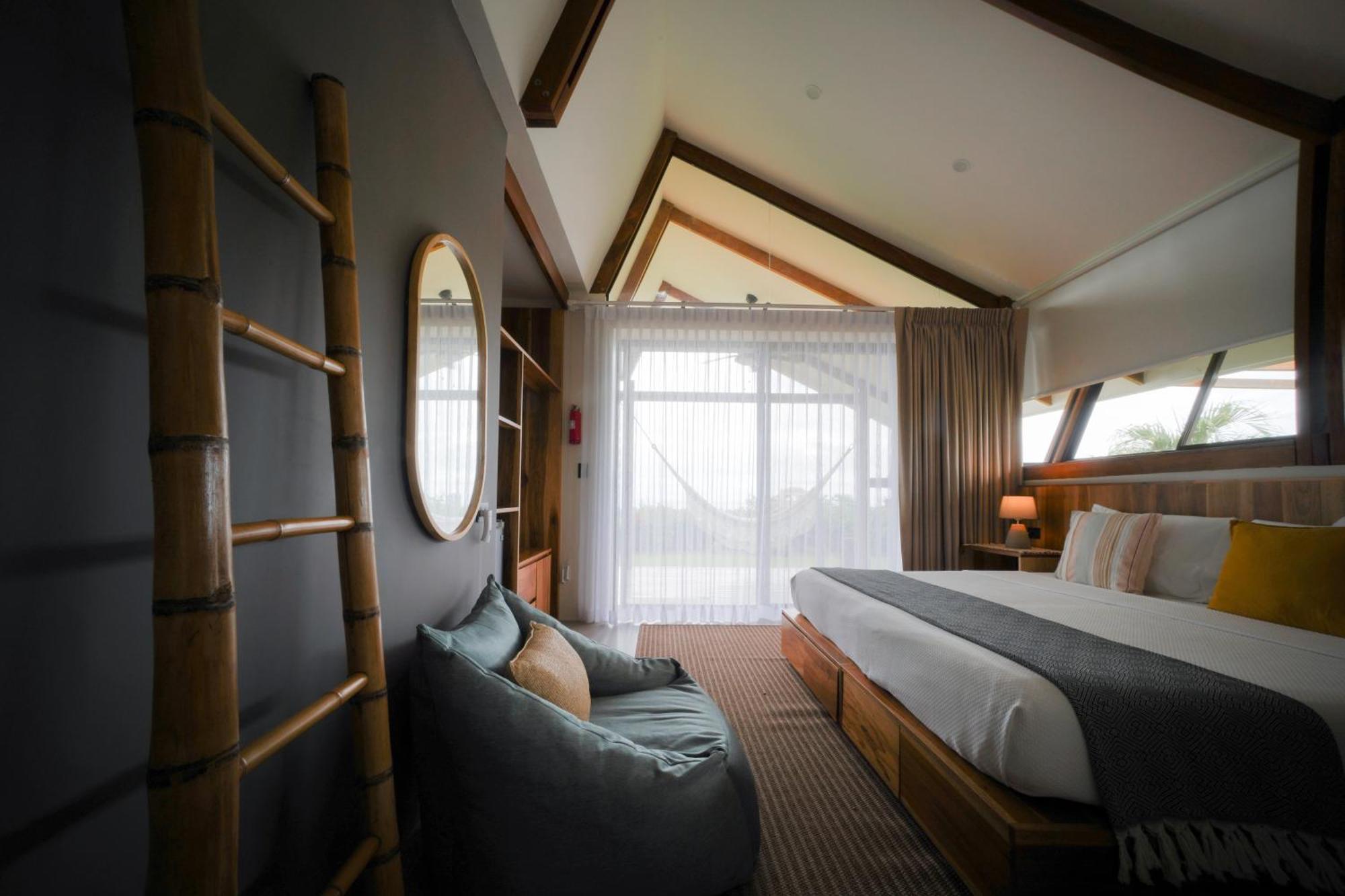 Surf Synergy All-Inclusive Surf Retreat Jaco Luaran gambar